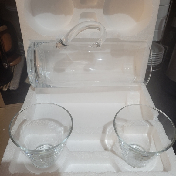 NIB Ulta Beauty Holiday Serving Set 4-pc - Picture 3 of 8